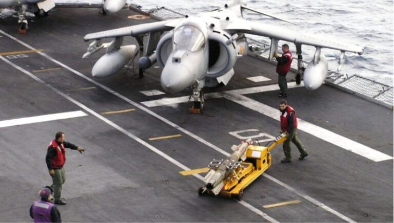 CM-30 Pedestrian-controlled electric External Weapons Loader - Aircraft Ground Support Equipment | The Deltic Group